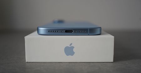 iPhone'y będą droższe? Winny jeden element