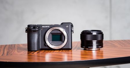 Sony A6500 - topowy bezlusterkowiec pełen sprzeczności [test]