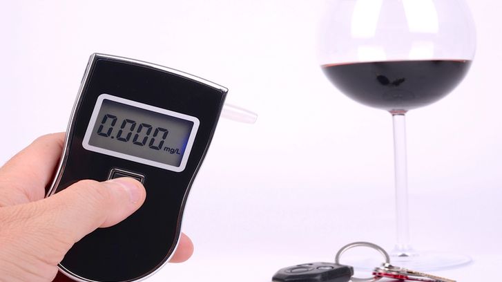 Przegląd tanich alkomatów - co najlepiej sprawdzi się w domu? 1