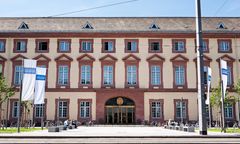 Strzelanina na uczelni w Niemczech. 31-latek uzbrojony w maczetę