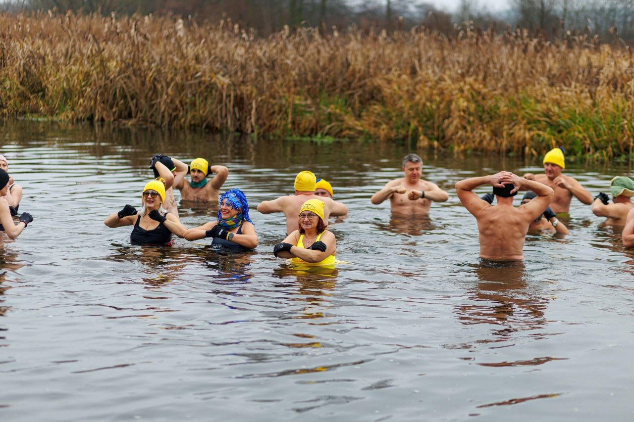 Wasilków: Podlaski Klubu Morsów korzysta z coraz niższych temperatur