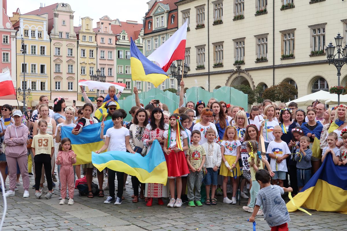 Світовий рекорд виконання пісні «Ой у лузі червона калина»