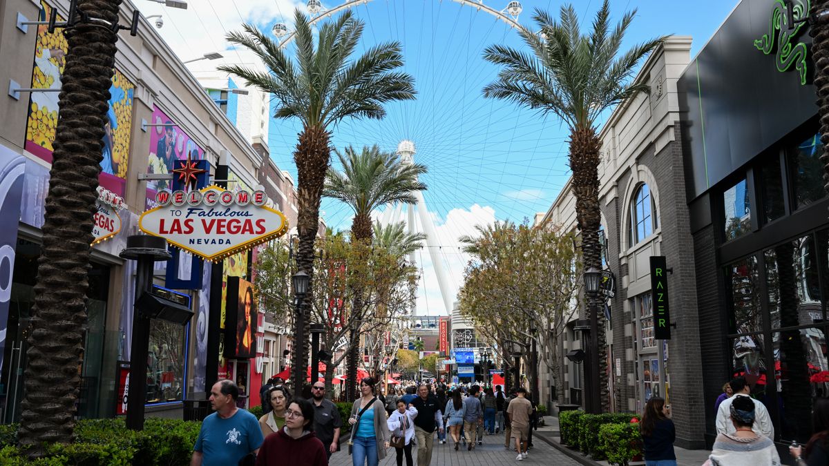 Las Vegas zmaga się ze spadkiem liczby turystów