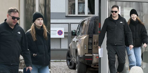 Tomasz Karolak ZNÓW parkuje auto warte 400 tysięcy złotych w NIEDOZWOLONYM MIEJSCU. Towarzyszyła mu 16-letnia córka (ZDJĘCIA)