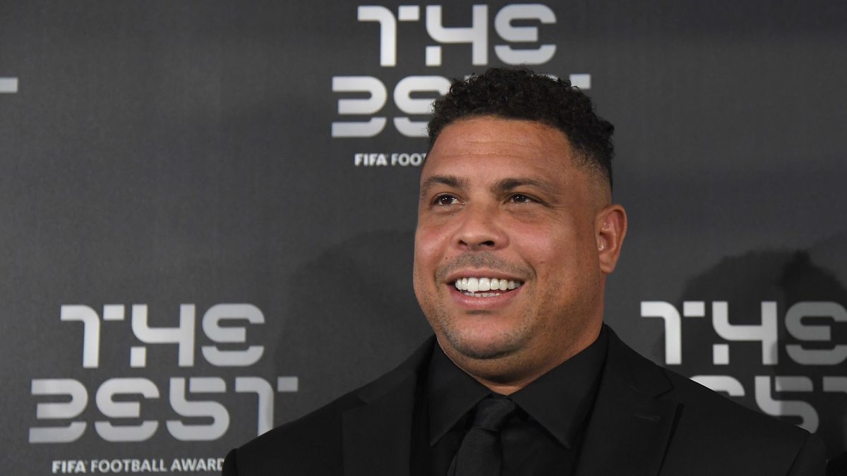 MILAN, ITALY - SEPTEMBER 23:  Ronaldo Luís Nazário de Lima attends The Best FIFA Football Awards 2019 at the Teatro Alla Scala on September 23, 2019 in Milan, Italy.  (Photo by Claudio Villa/Getty Images)
