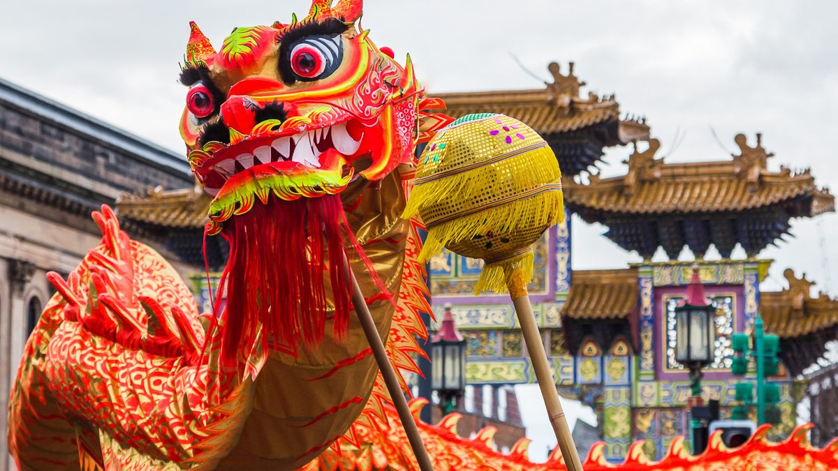 Dragon Dance in Chinatown
The pretty orange and red coloured dragon weaves through the crowds of people in Liverpool's Chinatown chasing a pearl during Chinese New Year celebrations.
wellsie82