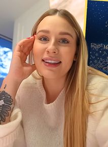 Andziaks sprzedaje kalendarz adwentowy. Cena was zaskoczy