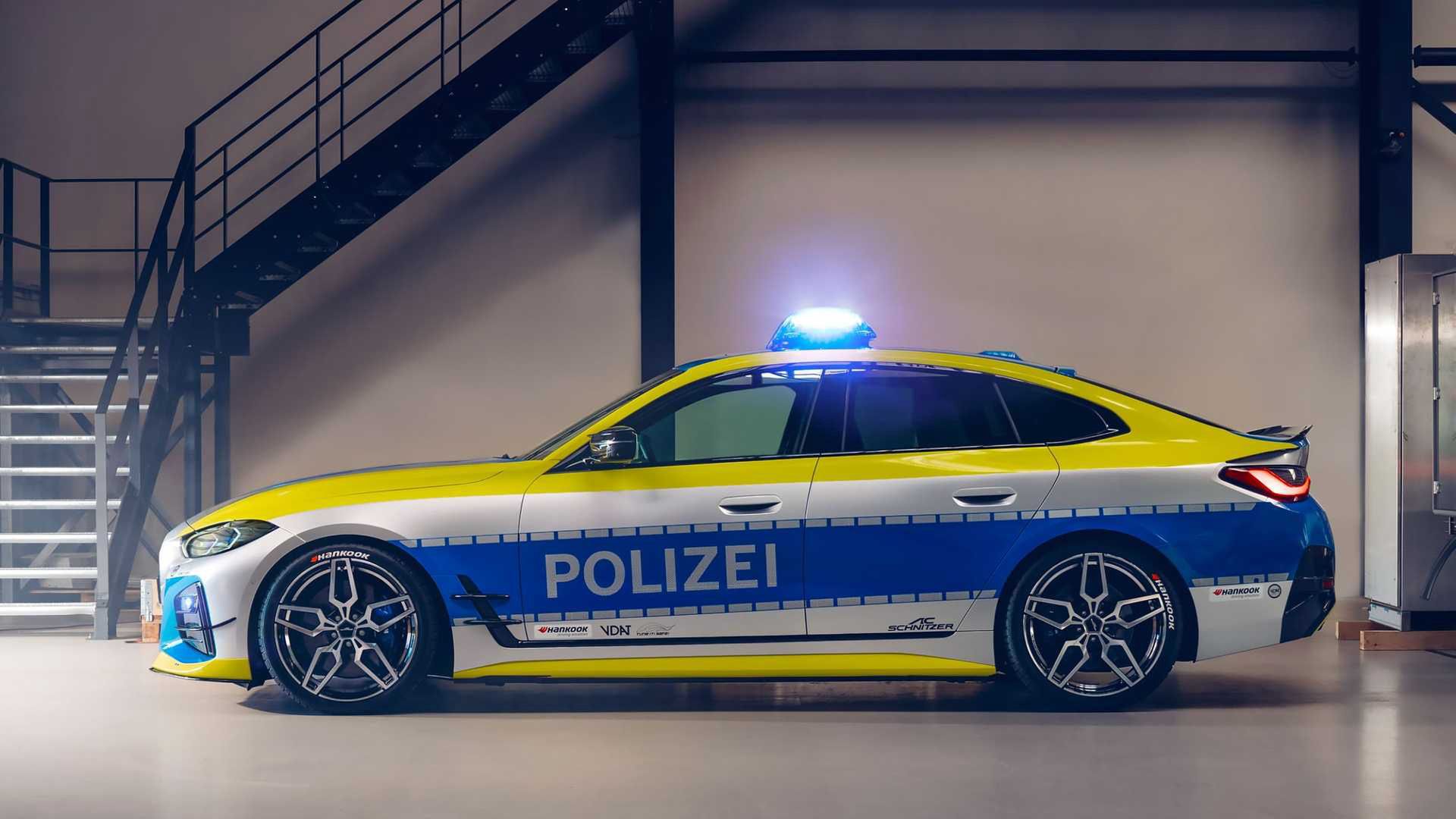 BMW i4 Tune it! Safe!