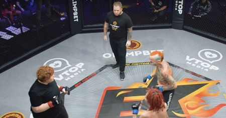 Najdziwniejsza walka MMA. "Chłopczyca" i dziadek z wnukiem w oktagonie