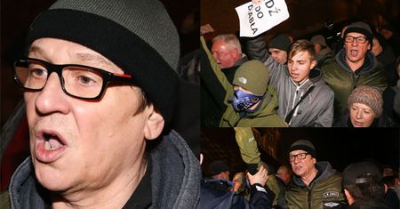 Maciej Maleńczuk blokuje wjazd Kaczyńskiego na Wawel (ZDJĘCIA)