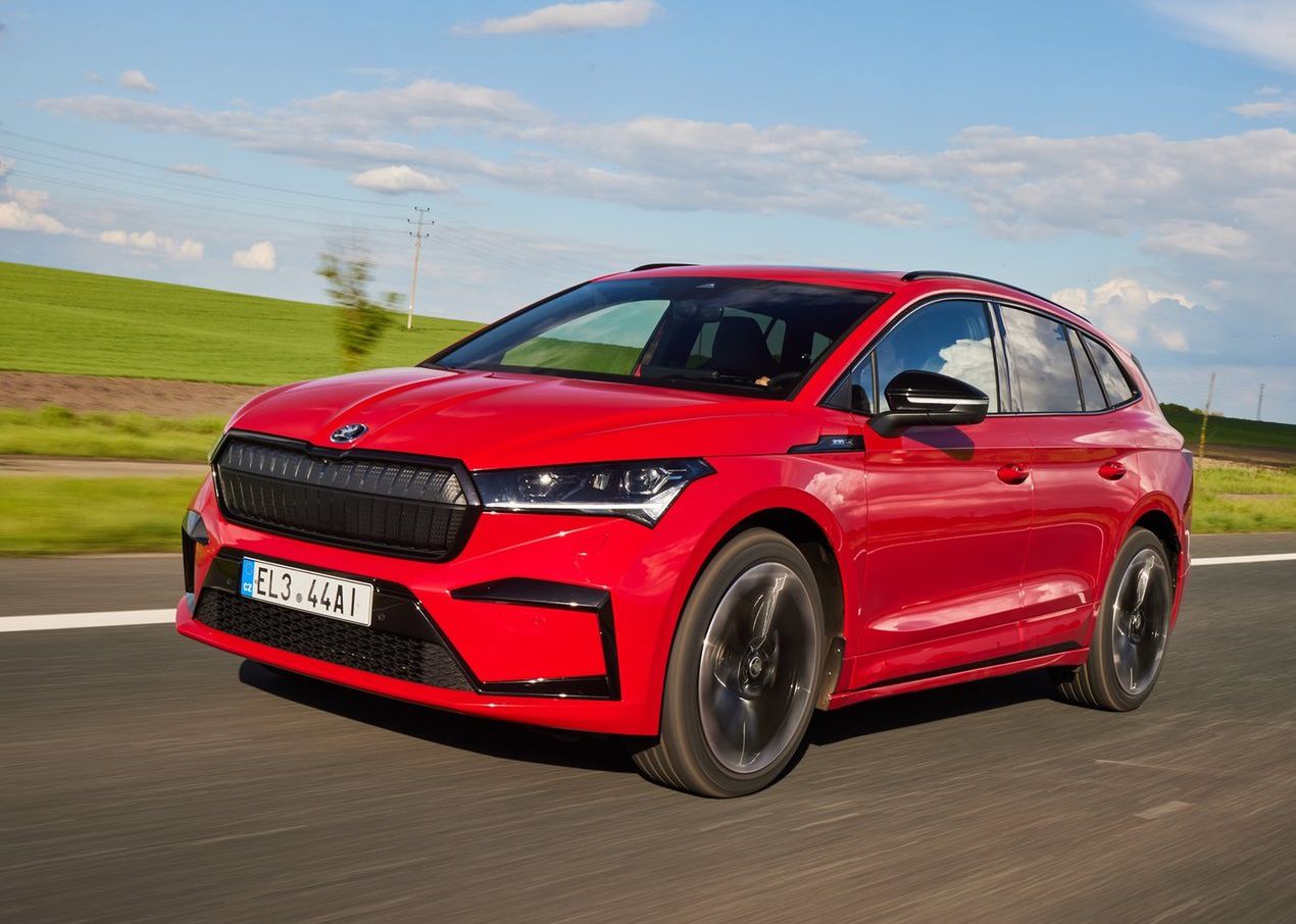 Škoda Enyaq iV 80x wyceniona w Polsce. Ile trzeba zapłacić za napęd na 4 koła?