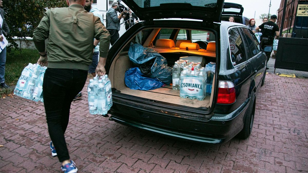 W kraju zbierane są artykuły pierwszej potrzeby i pieniądze