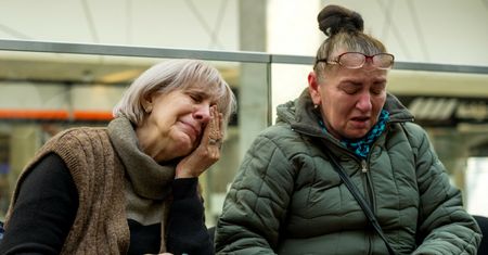 Wojna w Ukrainie. Emeryci dostali świadczenia i żywność