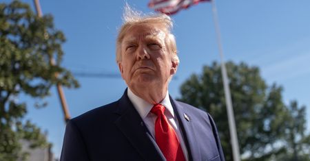 "Może podjąłem". Trump znów kluczy ws. Polski