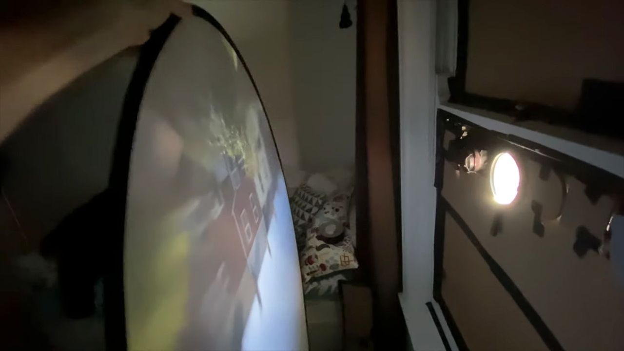 Brendon Barry pokazuje jak zrobić camera obscura w domu