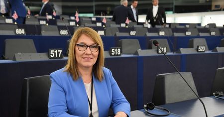 Mazurek do ministra Czarnka: Głuchy jesteś?"
