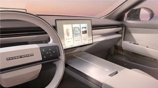 Range Rover ograniczy ekrany. Marka mówi o zmęczeniu technologią