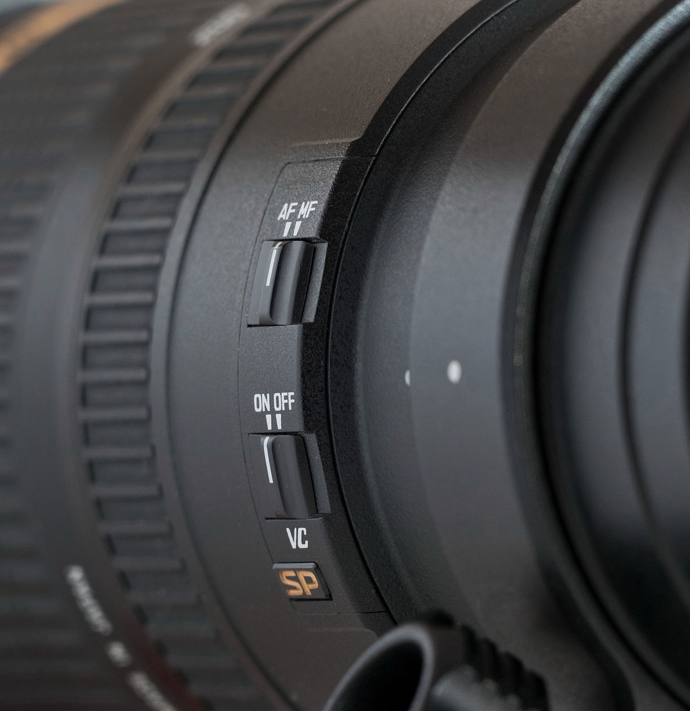 Tamron SP 70-200 mm f/2.8 Di VC USD z Canonem w tle [test] 3