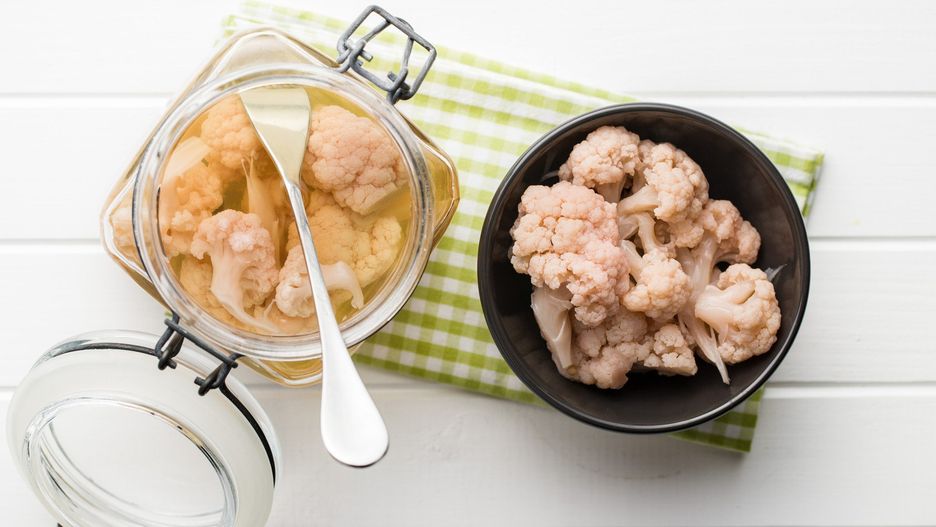 Tasty pickled cauliflower