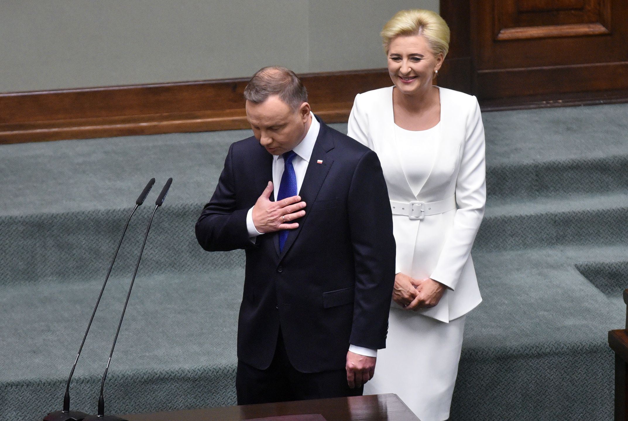 Pierwsza dama będzie miała pensję.