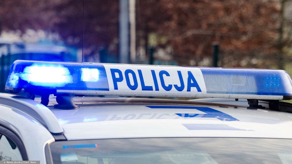 Kierowca został przygnieciony przez autobus podczas wymiany koła