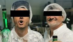 Janusz P. i Jakub W. oskarżeni ws. wpisów o wódce. Chcą umorzenia