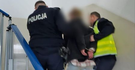Dziwna zmiana ubioru Klaudii W. Policja tłumaczy: To ta sama osoba