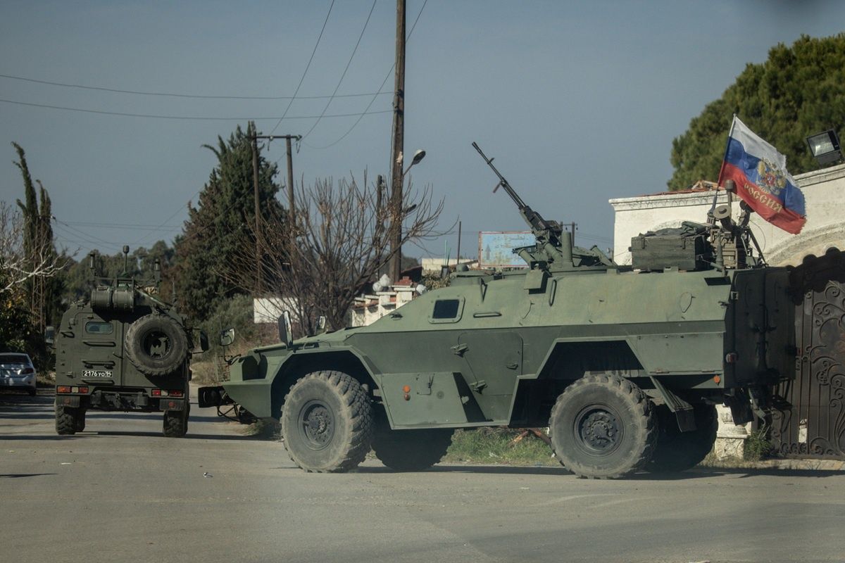 Okrutny podstęp Rosjan. Ukraina ujawnia. Tak maskują auta