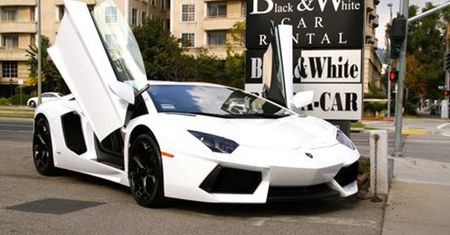 Lamborghini Aventador do wypożyczenia