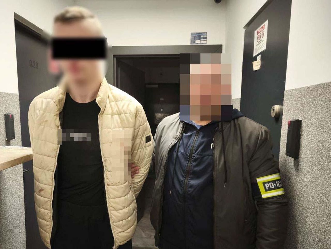 Opole Lubelskie: 26-latek robił okropne rzeczy swojej dziewczynie. Po interwencji policji będzie odpowiadał też za narkotyki