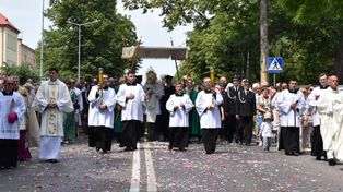 Procesja Bożego Ciała w Sandomierzu. Wierni przejdą główną ulicą miasta