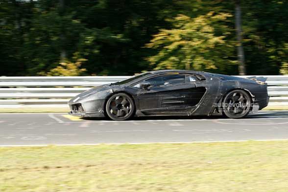 Lamborghini Jota - zdjęcie szpiegowskie (fot. autoevolution)
