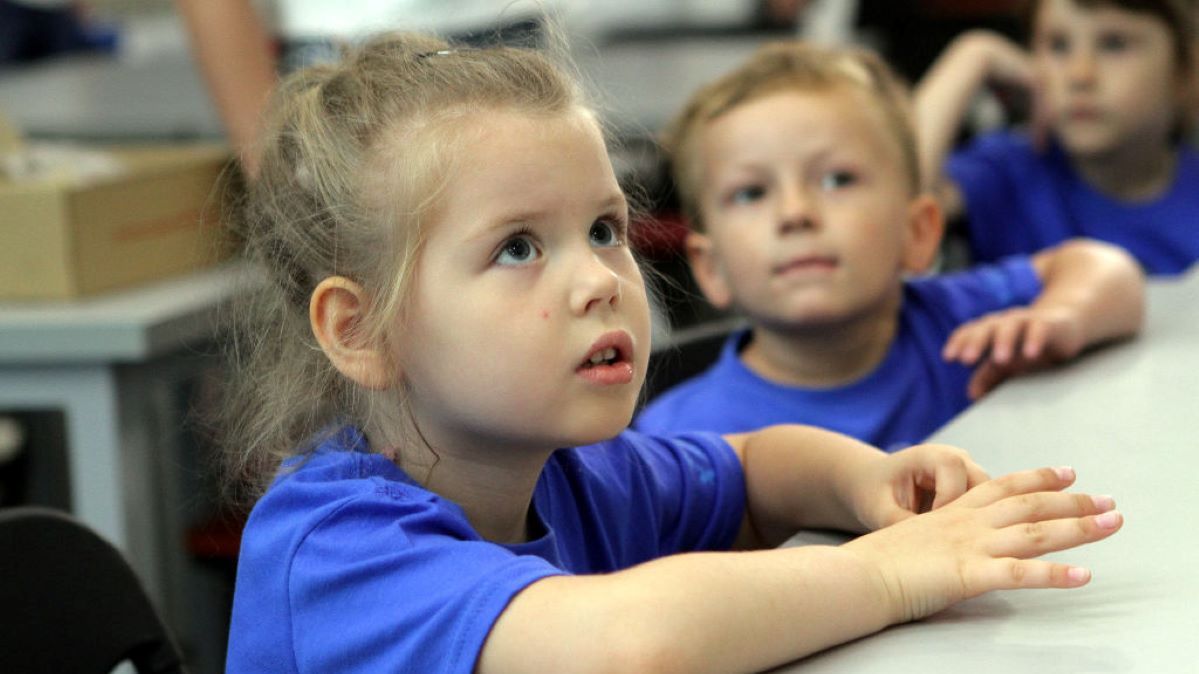 Ukraińskim dzieciom podoba się nauka w irlandzkich szkołach. Zdj. ilustracyjne 