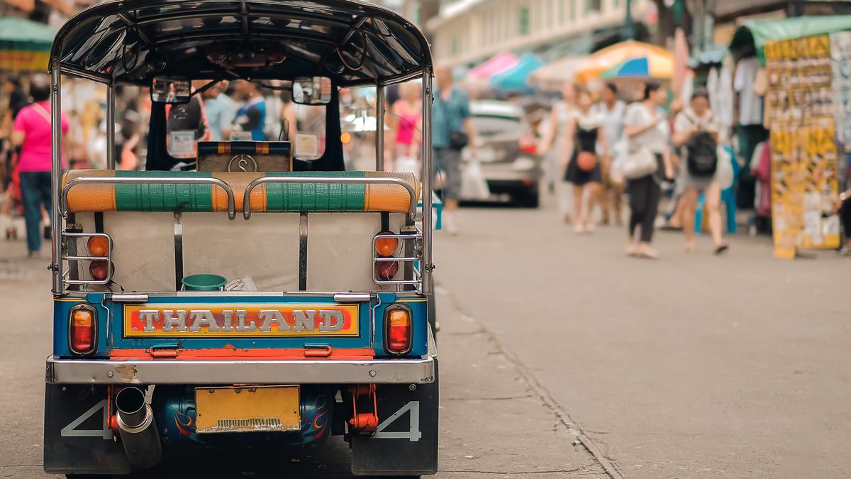 W turystycznych centrach Bangkoku nie brakuje naciągaczy