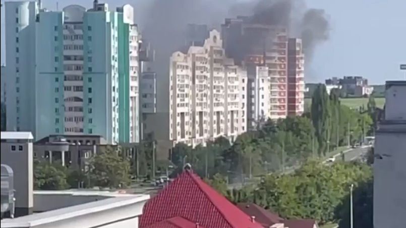 Panika w Rosji. Eksplozje w Biełgorodzie, płonie ważna fabryka