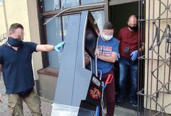 Wołomin. Nielegalne automaty do gier i narkotyki. 29-latka usłyszała zarzuty