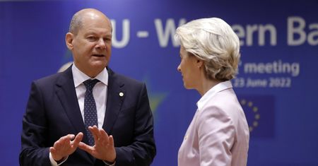 "Niemiecka marionetka". Von der Leyen musi wybrać