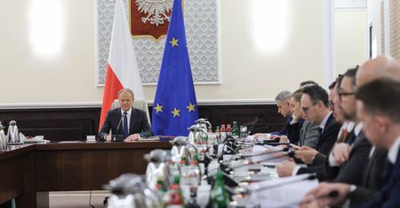 Rząd przyjął nowe regulacje. Dotyczą paliw lotniczych