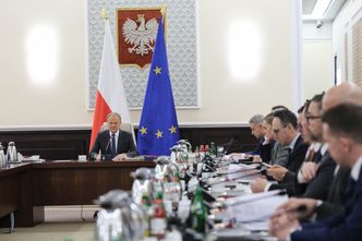 Rząd przyjął nowe regulacje. Dotyczą paliw lotniczych