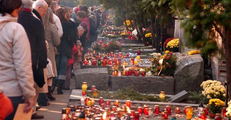 Warszawa. Aleja Zasłużonych na Starych Powązkach w rejestrze zabytków