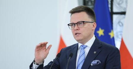 Hołownia chce tańszych kredytów. Mówi jaki plan ma jego partia