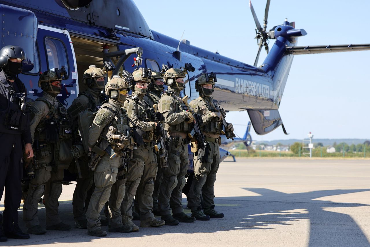 German special forces GSG 9