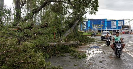 Fung-wong spustoszył Filipiny. Są zabici i ranni. Miasta odcięte od świata