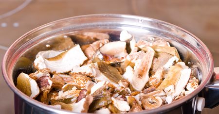 Grzyby gotuj w ten sposób. Pozostaną jędrne i zachowają pełnię smaku