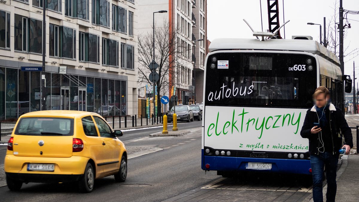 Kraków jako pierwszy zdecydował się na wprowadzenie strefy czystego transportu. Pomysł nie sprawdził się w praktyce.