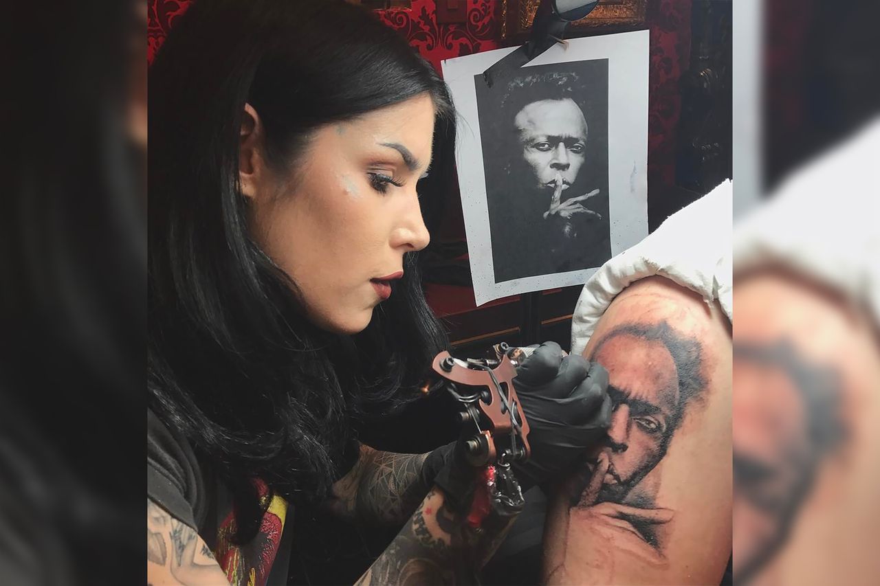 Kat Von D stanie przed sądem? Wykonała tatuaż na bazie zdjęcia bez zgody fotografa
