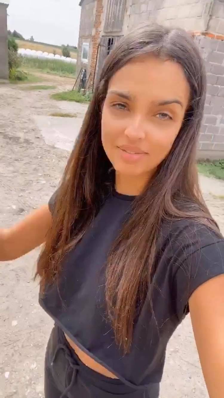 Klaudia El Dursi zachwyca się polską wsią