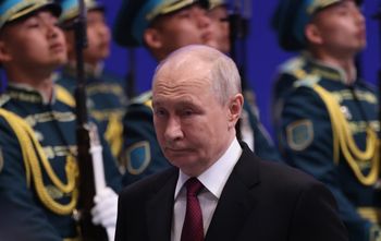 Putin ma problem. Zwalniają ich z kolonii karnych. Rosjanie są przerażeni
