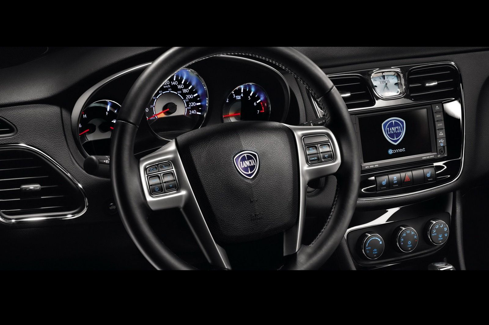 2013 Lancia Flavia - obszerna galeria włoszki z amerykańskimi korzeniami 38