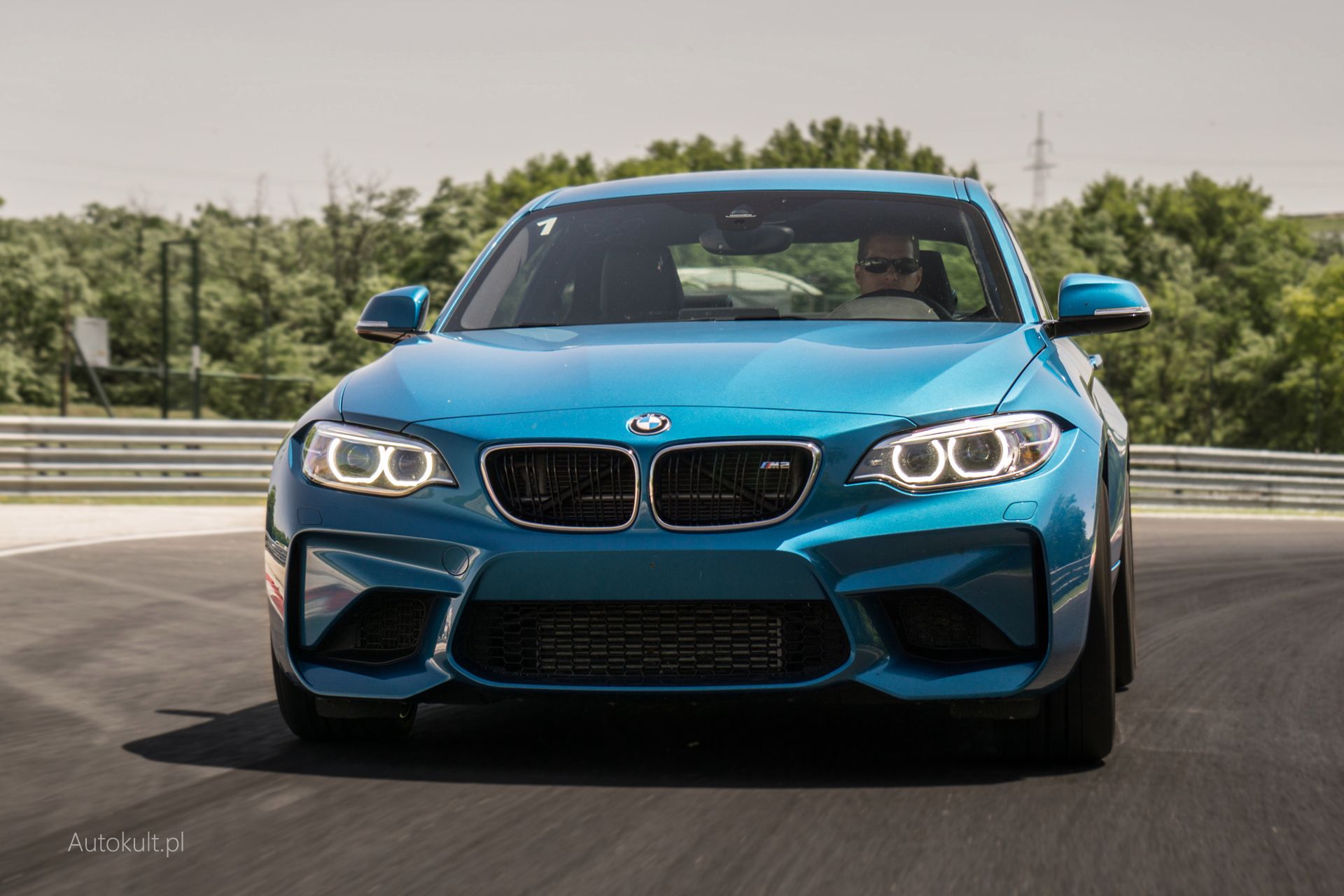 BMW M2 (2016)